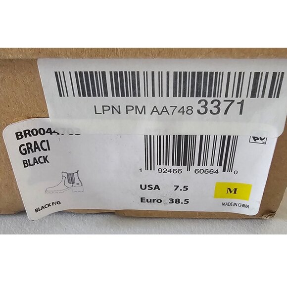 Born Graci Boots Women's 7.5 NIB - Picture 9 of 12